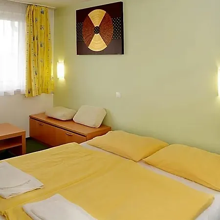 Imos Szálloda 3*