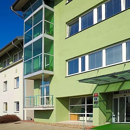 Imos Prága