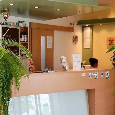 Otel Imos 3*