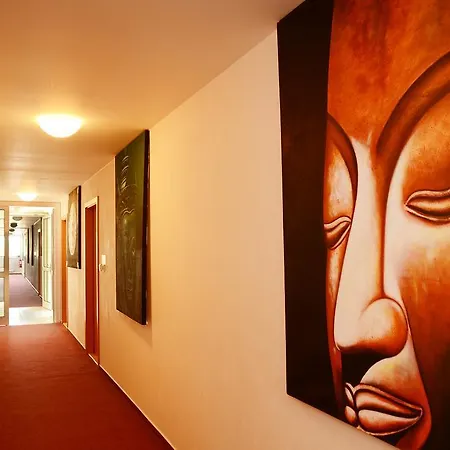 Otel Imos 3*