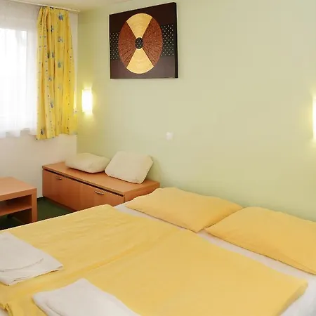 Imos Otel Prag
