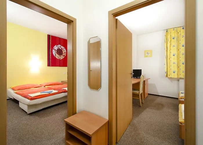 Отель Imos Прага